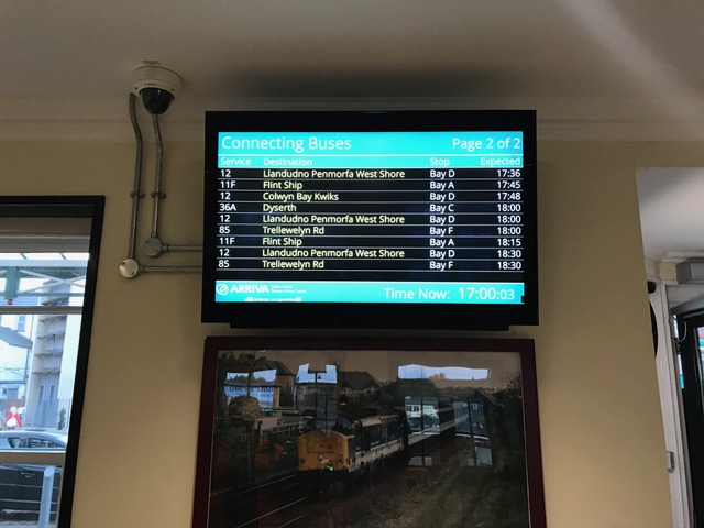 Information displays promote public transport